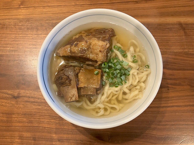 OKINAWA SOBA EIBUN「本ソーキそば」（生麺）