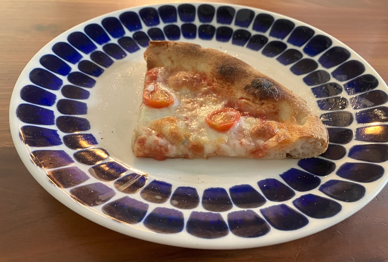 PIZZERIA AL CENTROの「チーズたっぷりのマルゲリータ」を食べてみた