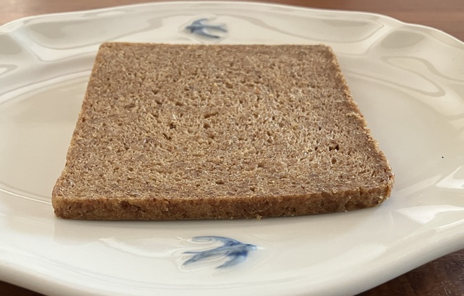 ベルグフェルドのプンパニッケルを食べてみた