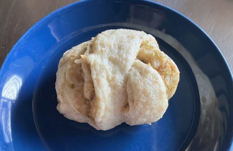 fuai「パクチーチキンまん」